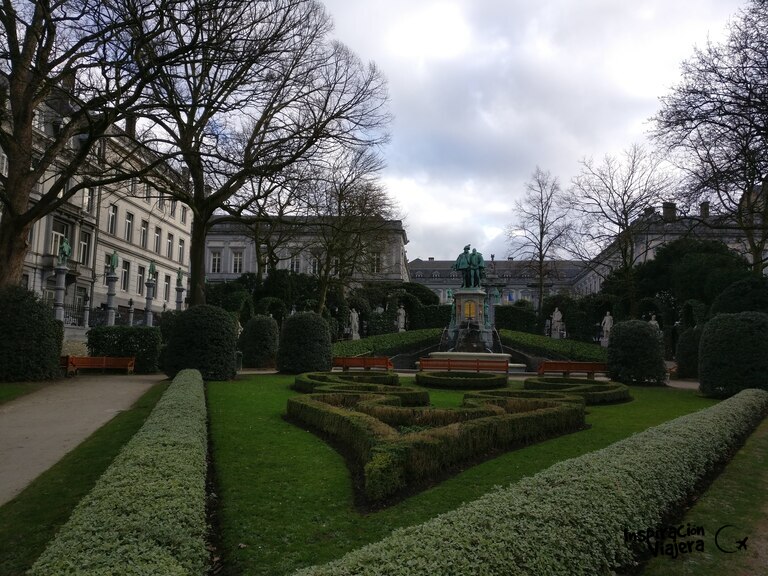 Square of Petit Sablon Bruselas