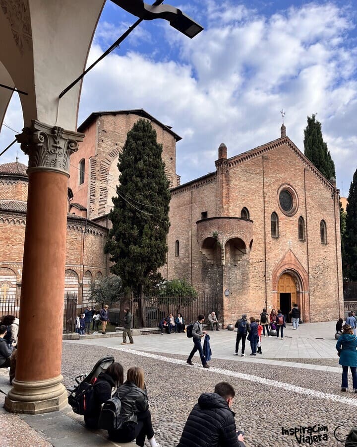 Piazza Santo Stefano de Bolonia