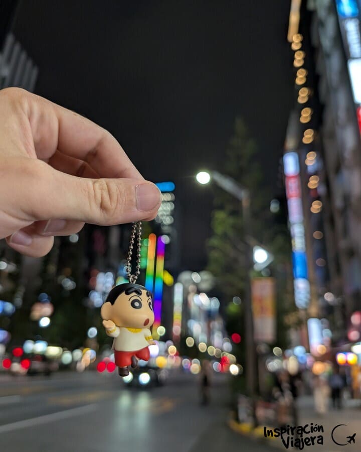 Llavero gashapon de Shin-chan en Akihabara