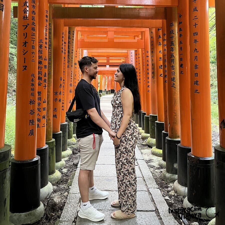 Fushimi Inari al amanecer