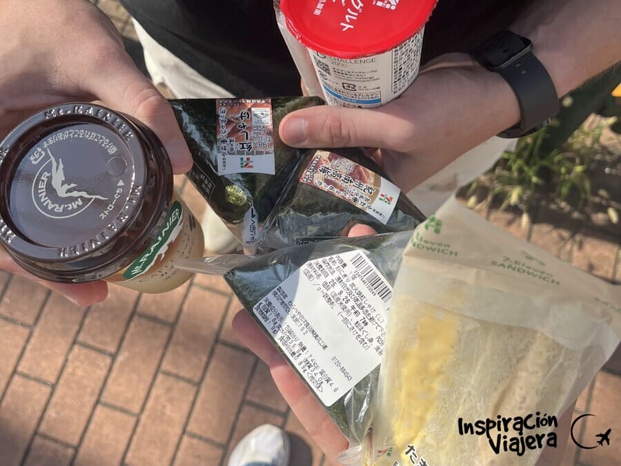 Cosas que comprar en un konbini de Japón