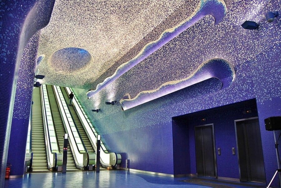 Estación de Toledo de Nápoles