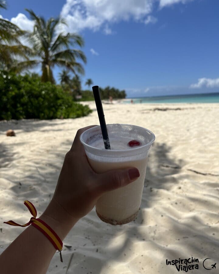 Piña colada en las playas de Puerto Rico